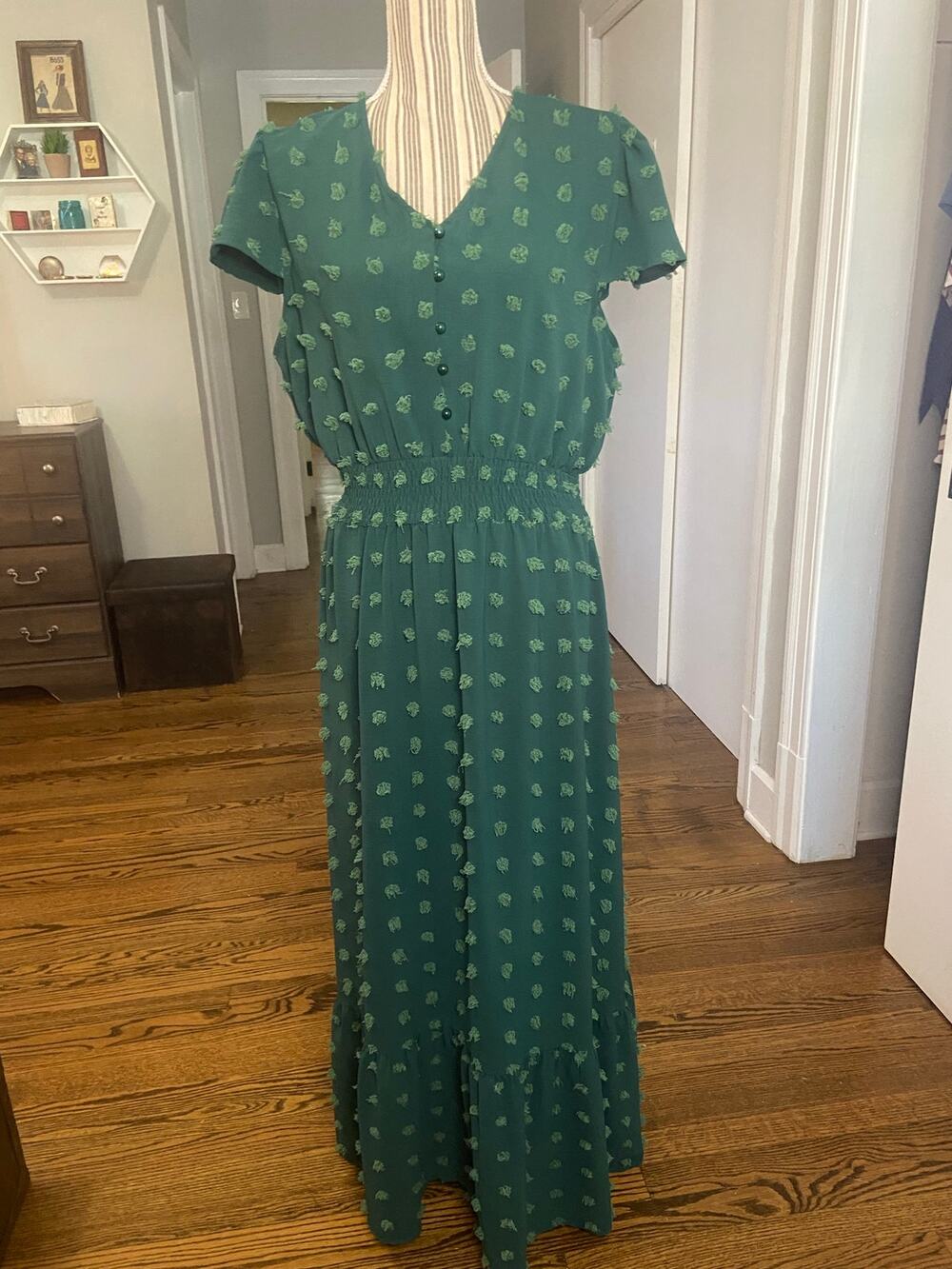 PRETTYGARDEN forest green clip dot maxi dress w/ v neck & short flutter sleeves